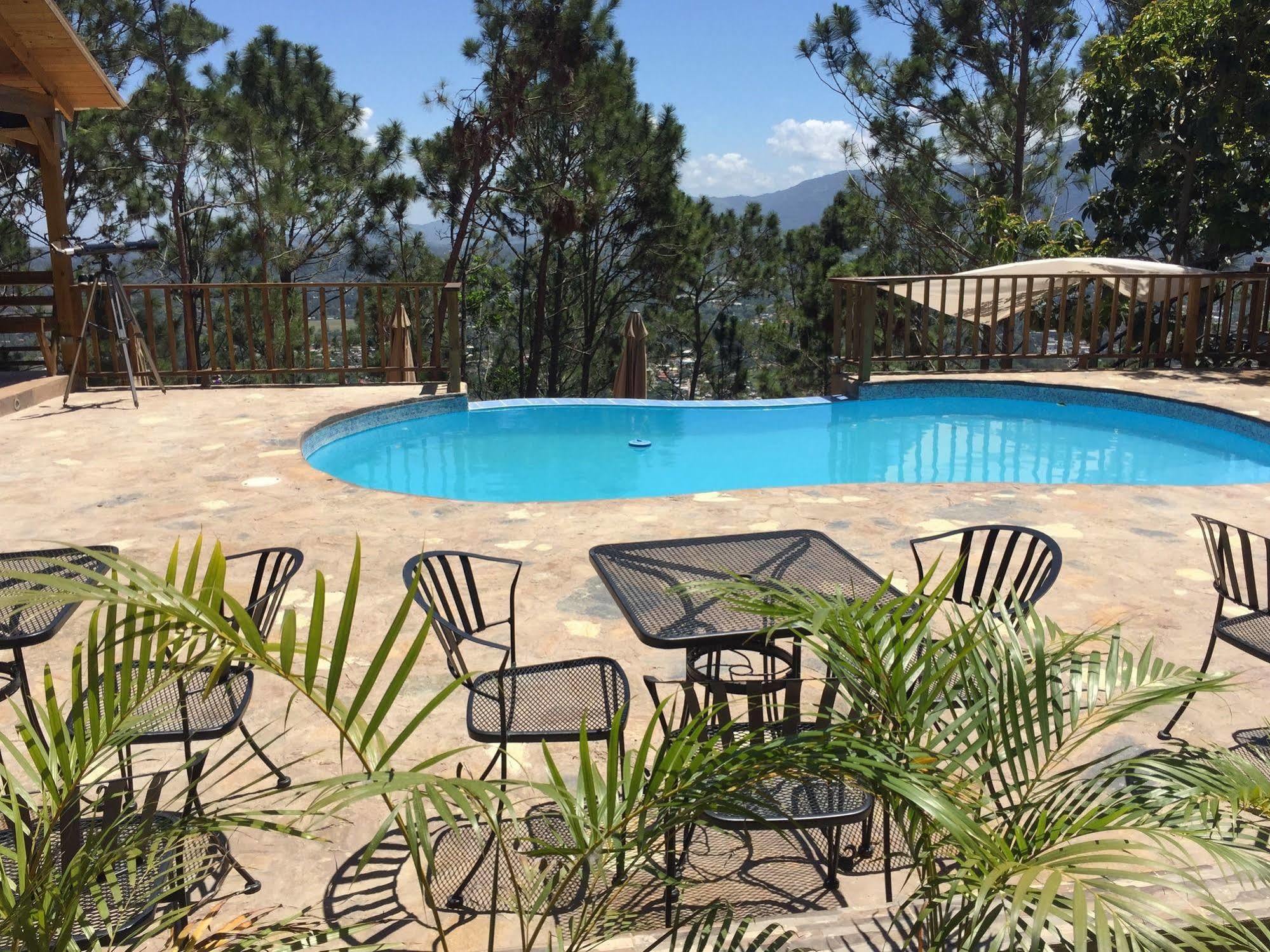 Hotel Rancho Tierra Alta à Jarabacoa Extérieur photo