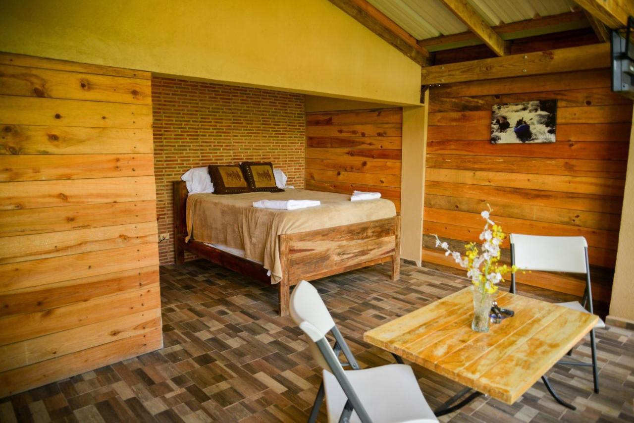 Hotel Rancho Tierra Alta à Jarabacoa Extérieur photo